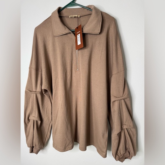 Unixseque Other - Unixseque Women's Tan Sweater Size Large Pleated Sleeves Zippered Front